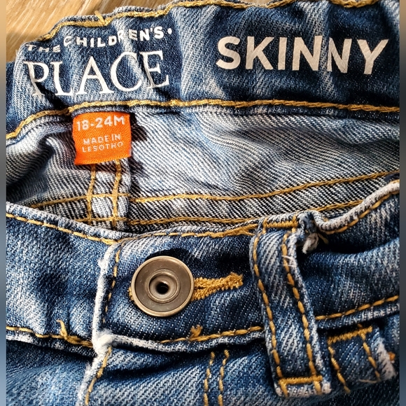 2 pair Children's Place jeans 12-18M boot cut, 18-24M skinny, distressed - Picture 10 of 14